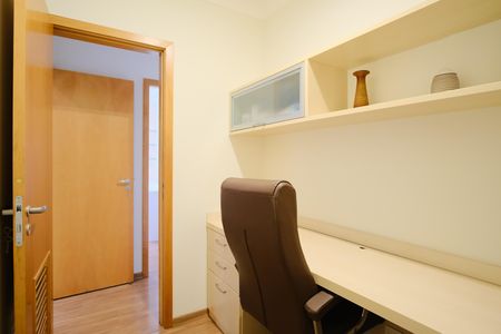Apartamento à venda com 103m², 3 quartos e 2 vagasEscritório