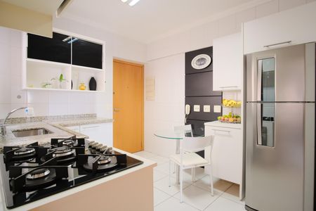 Apartamento à venda com 103m², 3 quartos e 2 vagasCozinha