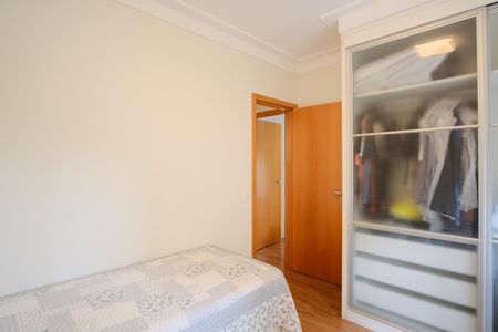 Apartamento à venda com 103m², 3 quartos e 2 vagasQuarto 1
