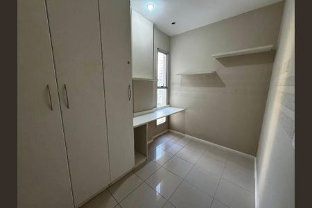 Apartamento à venda com 77m², 3 quartos e 1 vaga