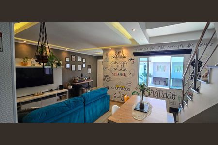 Casa à venda com 3 quartos, 130m² em Vila Araguaia, São Paulo