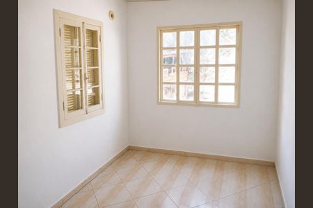 Casa à venda com 128m², 2 quartos e 1 vaga