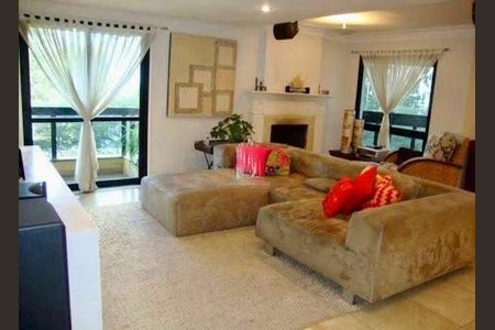 Apartamento à venda com 3 quartos, 210m² em Vila Suzana, São Paulo