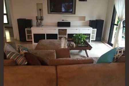 Apartamento à venda com 3 quartos, 210m² em Vila Suzana, São Paulo