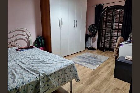 Casa à venda com 4 quartos, 220m² em Pestana, Osasco
