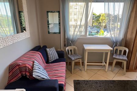 Sala de apartamento para alugar com 1 quarto, 30m² em Embaré, Santos