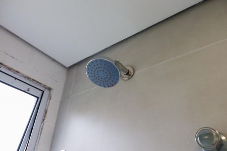 Apartamento à venda com 46m², 2 quartos e 1 vaga Apartamento à venda com 46m², 2 quartos e 1 vagaBanheiro