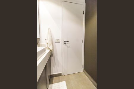 Apartamento para alugar com 141m², 2 quartos e 1 vaga Apartamento para alugar com 141m², 2 quartos e 1 vagaBanheiro da Suíte