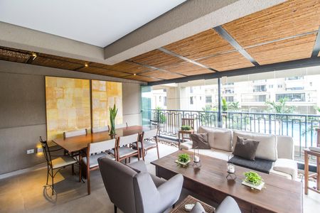 Apartamento para alugar com 141m², 2 quartos e 1 vaga Apartamento para alugar com 141m², 2 quartos e 1 vagaSala