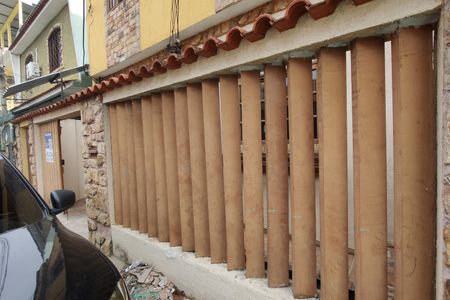 Casa de condomínio para alugar com 95m², 2 quartos e 1 vaga Casa de condomínio para alugar com 95m², 2 quartos e 1 vagaFachada