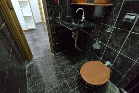 Casa de condomínio para alugar com 95m², 2 quartos e 1 vaga Casa de condomínio para alugar com 95m², 2 quartos e 1 vagaBanheiro da Suíte