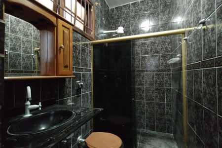 Casa de condomínio para alugar com 95m², 2 quartos e 1 vaga Casa de condomínio para alugar com 95m², 2 quartos e 1 vagaBanheiro da Suíte