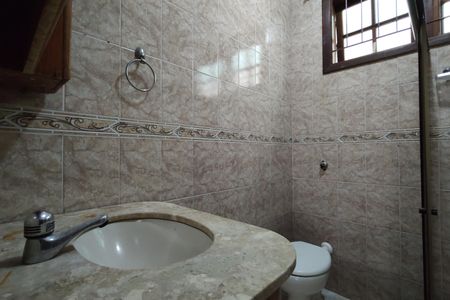 Casa de condomínio para alugar com 95m², 2 quartos e 1 vaga Casa de condomínio para alugar com 95m², 2 quartos e 1 vagaBanheiro Social