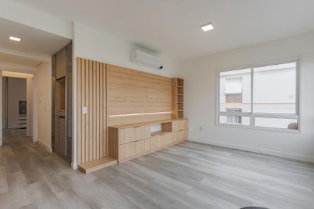 Sala de apartamento à venda com 2 quartos, 69m² em Moinhos de Vento, Porto Alegre