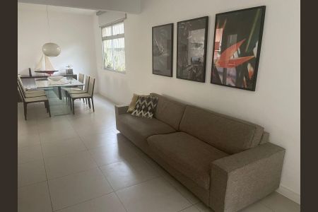 Apartamento à venda com 160m², 4 quartos e 2 vagas Apartamento à venda com 160m², 4 quartos e 2 vagasSala