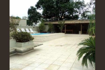 Apartamento à venda com 160m², 4 quartos e 2 vagas Apartamento à venda com 160m², 4 quartos e 2 vagasÁrea comum