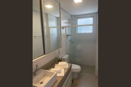 Apartamento à venda com 160m², 4 quartos e 2 vagas Apartamento à venda com 160m², 4 quartos e 2 vagasBanheiro