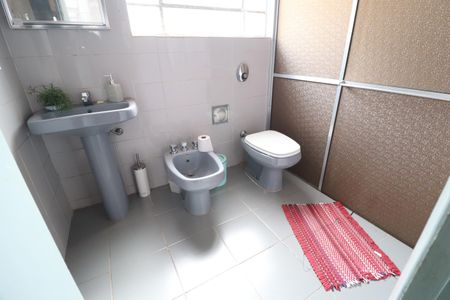 Apartamento para alugar com 60m², 2 quartos e sem vagaBanheiro Social