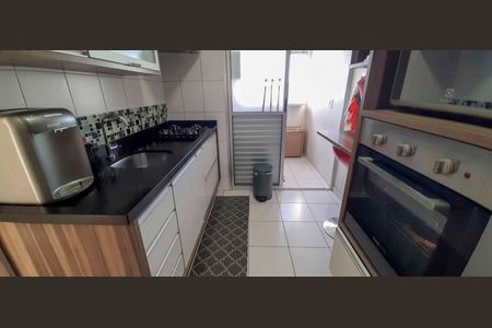 Apartamento para alugar com 54m², 2 quartos e 1 vaga Apartamento para alugar com 54m², 2 quartos e 1 vagaCozinha