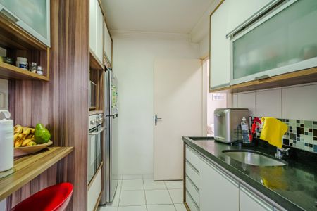 Apartamento à venda com 54m², 2 quartos e 1 vaga Apartamento à venda com 54m², 2 quartos e 1 vagaCozinha