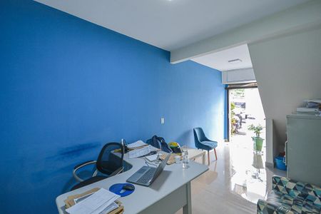 Casa à venda com 220m², 2 quartos e sem vaga Casa à venda com 220m², 2 quartos e sem vagaSala 3
