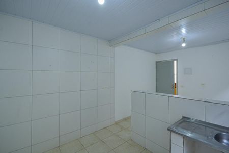 Casa à venda com 220m², 2 quartos e sem vaga Casa à venda com 220m², 2 quartos e sem vagaCozinha 2