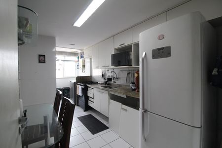 Apartamento para alugar com 77m², 3 quartos e 2 vagasCozinha