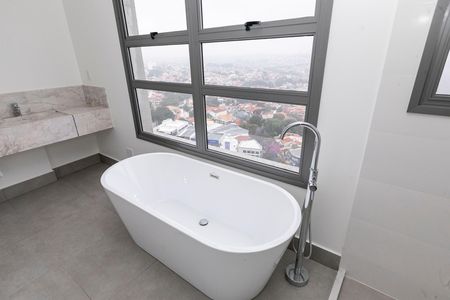 Apartamento à venda com 222m², 3 quartos e 4 vagas Apartamento à venda com 222m², 3 quartos e 4 vagasBANHEIRO QUARTO Nº 3 - SUITE MASTER