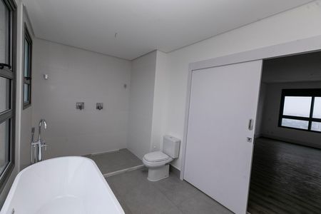 Apartamento à venda com 222m², 3 quartos e 4 vagas Apartamento à venda com 222m², 3 quartos e 4 vagasBANHEIRO QUARTO Nº 3 - SUITE MASTER