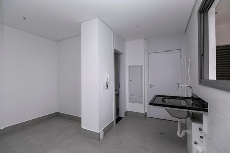 Apartamento à venda com 222m², 3 quartos e 4 vagas Apartamento à venda com 222m², 3 quartos e 4 vagasÁREA DE SERVIÇO