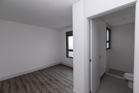 Apartamento à venda com 222m², 3 quartos e 4 vagas Apartamento à venda com 222m², 3 quartos e 4 vagasQUARTO Nº 1 - SUITE