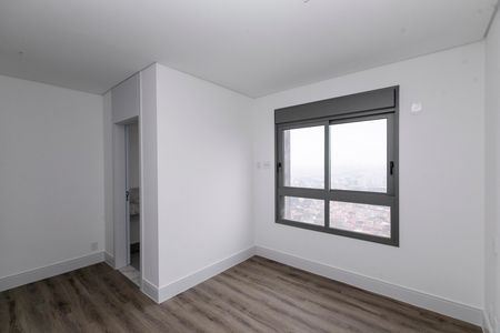 Apartamento à venda com 222m², 3 quartos e 4 vagas Apartamento à venda com 222m², 3 quartos e 4 vagasQUARTO Nº 2 - SUITE