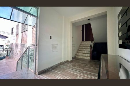 Apartamento à venda com 101m², 3 quartos e 2 vagas Apartamento à venda com 101m², 3 quartos e 2 vagasHall de entrada