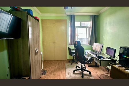 Apartamento à venda com 101m², 3 quartos e 2 vagas Apartamento à venda com 101m², 3 quartos e 2 vagasQuarto