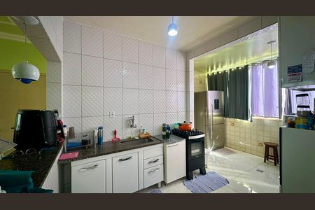 Apartamento à venda com 101m², 3 quartos e 2 vagas Apartamento à venda com 101m², 3 quartos e 2 vagasCozinha