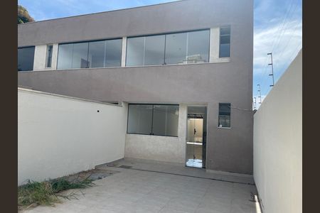 Casa à venda com 3 quartos, 98m² em Santa Branca, Belo Horizonte