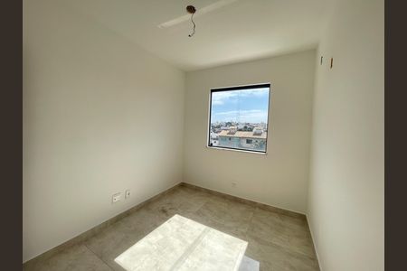 Casa à venda com 3 quartos, 98m² em Santa Branca, Belo Horizonte