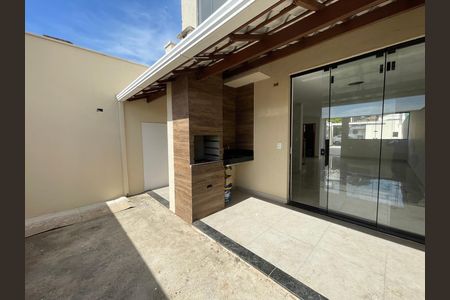 Casa à venda com 3 quartos, 98m² em Santa Branca, Belo Horizonte