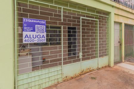 Casa para alugar com 52m², 1 quarto e sem vaga