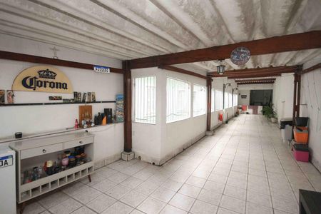 Casa para alugar com 200m², 2 quartos e 1 vaga