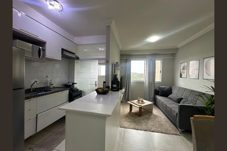 Sala de apartamento à venda com 2 quartos, 51m² em Vila Sao Joao, Barueri
