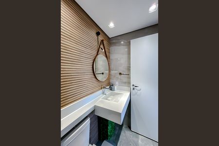 Apartamento à venda com 70m², 2 quartos e sem vaga Apartamento à venda com 70m², 2 quartos e sem vagaBanheiro