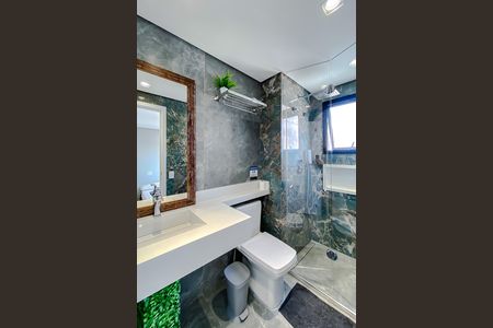 Apartamento à venda com 70m², 2 quartos e sem vaga Apartamento à venda com 70m², 2 quartos e sem vagaBanheiro da Suíte
