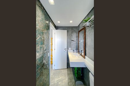 Apartamento à venda com 70m², 2 quartos e sem vaga Apartamento à venda com 70m², 2 quartos e sem vagaBanheiro da Suíte