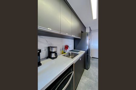 Apartamento à venda com 70m², 2 quartos e sem vaga Apartamento à venda com 70m², 2 quartos e sem vagaCozinha e Área de Serviço