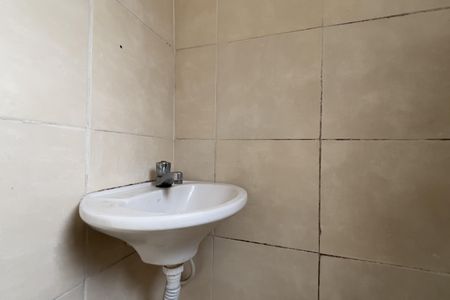 Casa para alugar com 55m², 1 quarto e sem vagaBanheiro