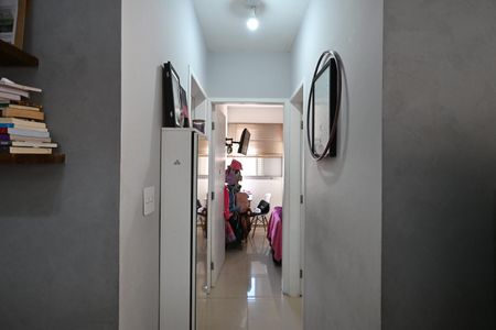 Apartamento à venda com 70m², 2 quartos e 2 vagasCorredor