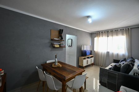 Apartamento à venda com 70m², 2 quartos e 2 vagasSala