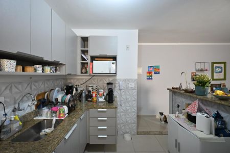 Apartamento à venda com 70m², 2 quartos e 2 vagasCozinha
