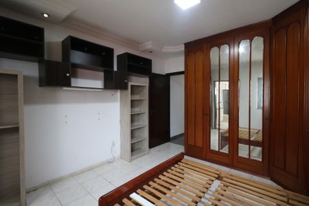 Casa à venda com 158m², 3 quartos e 1 vaga Casa à venda com 158m², 3 quartos e 1 vagaSuíte
